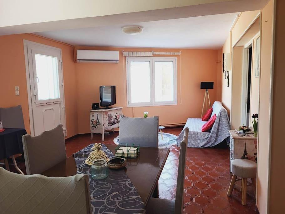 Afentis Apartment Agia Ermioni 外观 照片